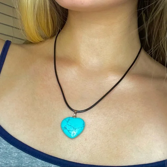 Turquoise Stone Heart Necklace - Picture 1 of 4